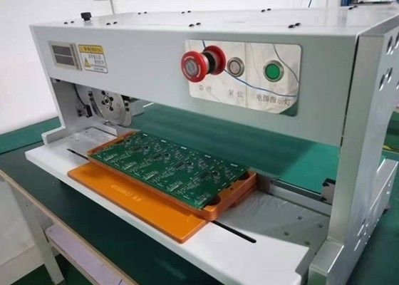 قیمت خوب 500-800μM تجهیزات PCB Depaneling فشار کم نیروی حرکت می کند تیغه دایره ای AC 110/220V آنلاین